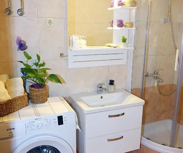 شقة Two-bedroom In The Centre