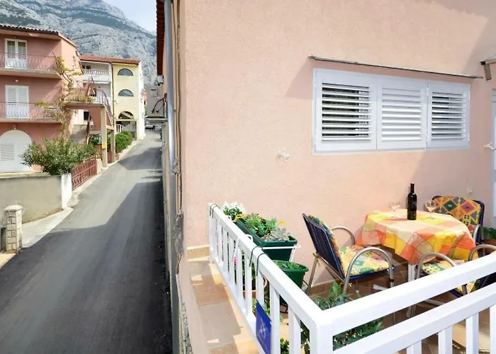 Two-bedroom In The Centre شقة *